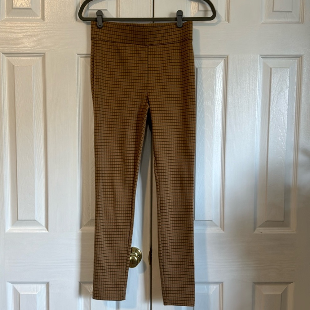 loft size, extra small tan and black plaid leggings